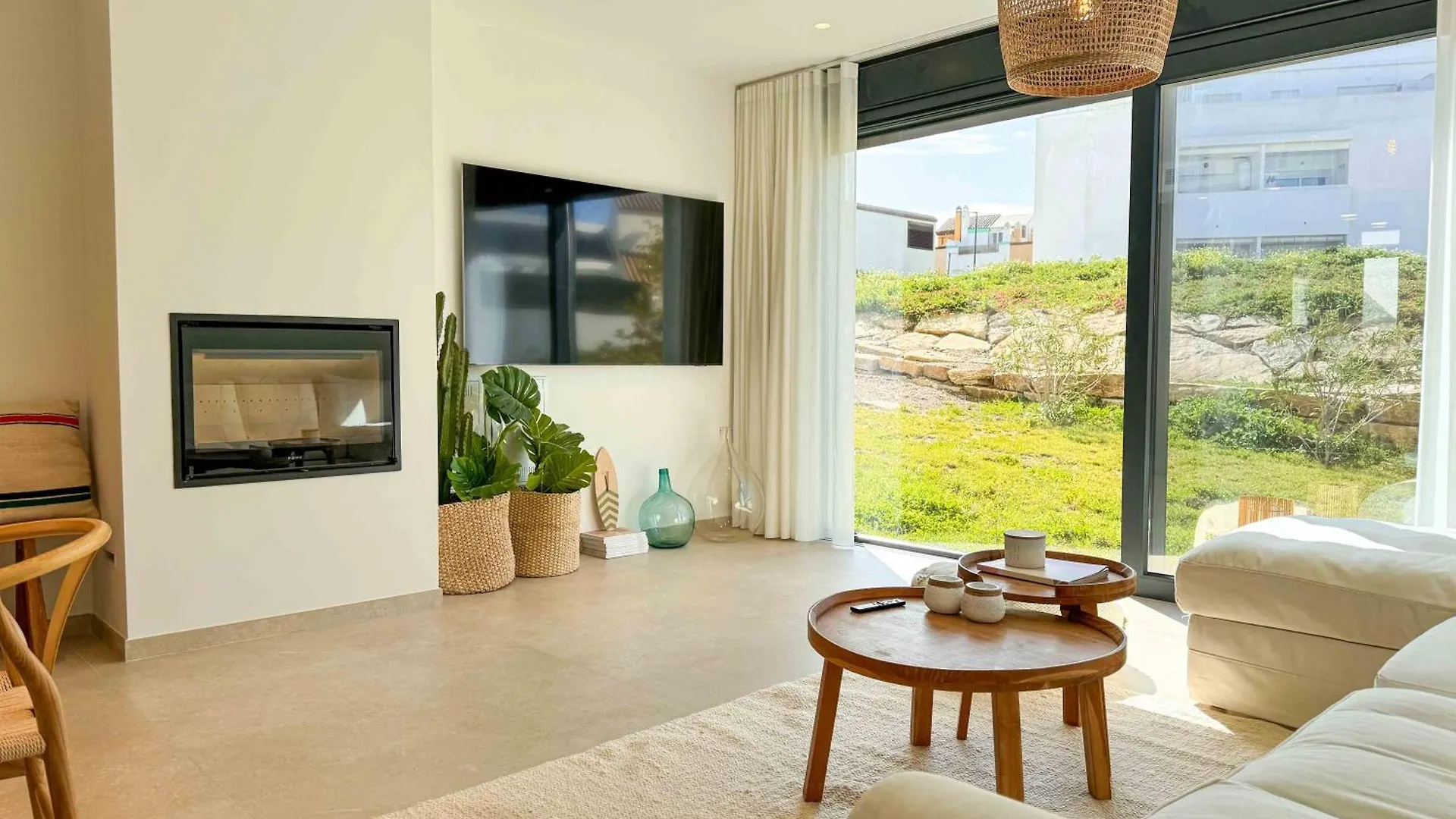 Tarifa Cozy House- La Tramontana Villa